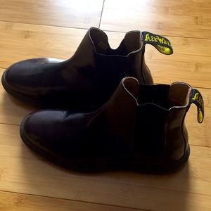 Doc Martens Graeme Chelsea boots